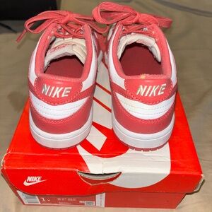 Girls pink dunks size 1